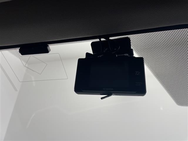 Toyota RAV4 2021 7360914-22