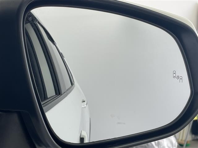 Toyota RAV4 2021 7360914-8