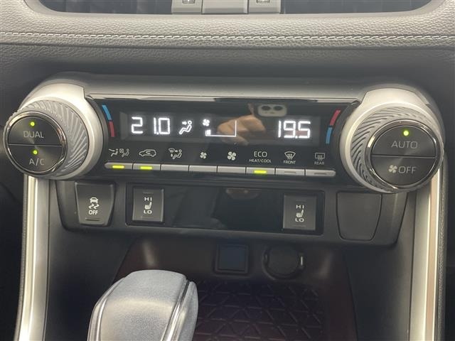 Toyota RAV4 2021 7360914-9