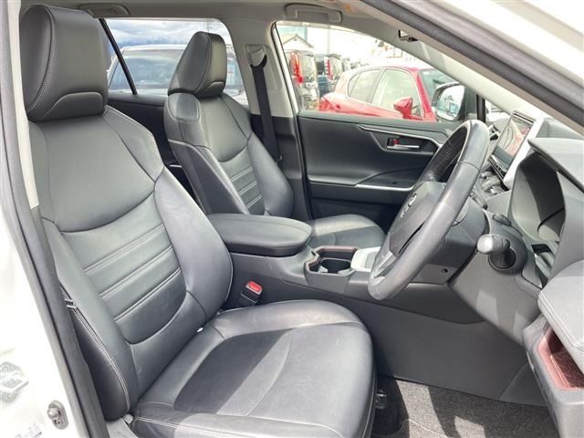 Toyota RAV4 2019 7360915-8