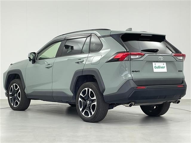 Toyota RAV4 2021 7360916-14