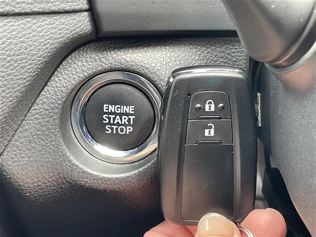 Toyota RAV4 2021 7360916-7