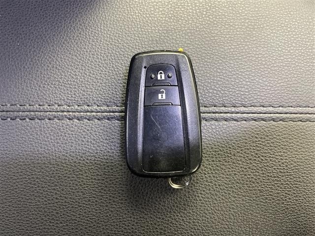 Toyota RAV4 2021 7360925-10