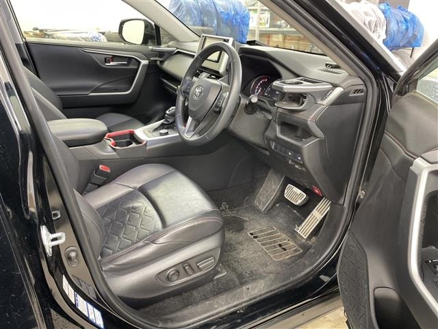Toyota RAV4 2021 7360925-2