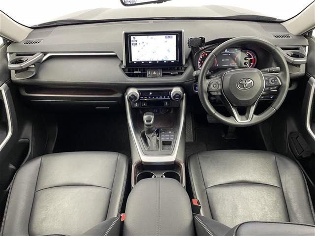Toyota RAV4 2021 7360926-15