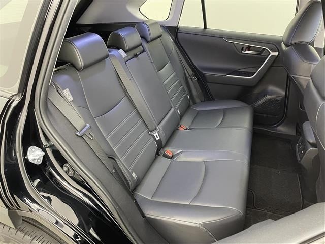 Toyota RAV4 2021 7360926-6