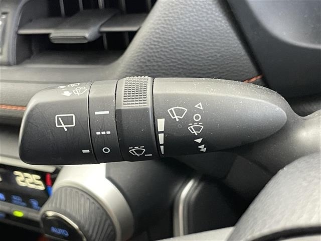 Toyota RAV4 2022 7360935-3