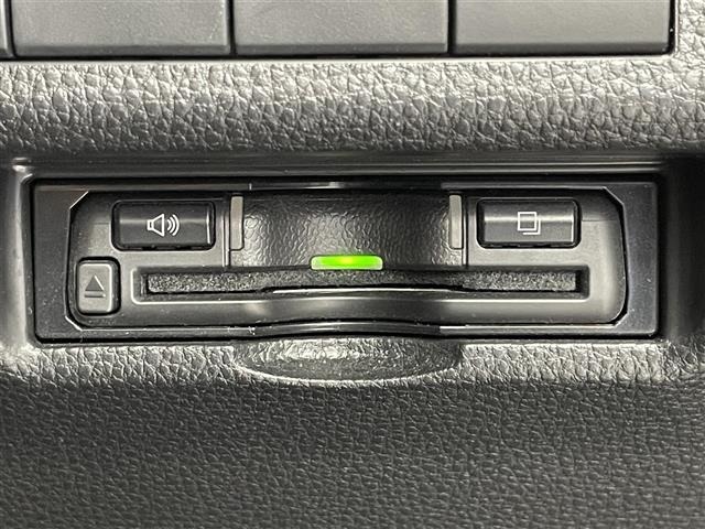 Toyota RAV4 2022 7360935-9