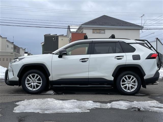 Toyota RAV4 2021 7360940-18