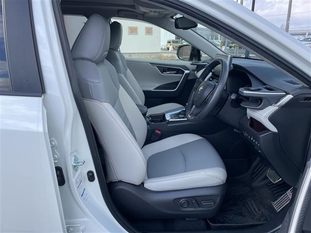 Toyota RAV4 2021 7360940-3