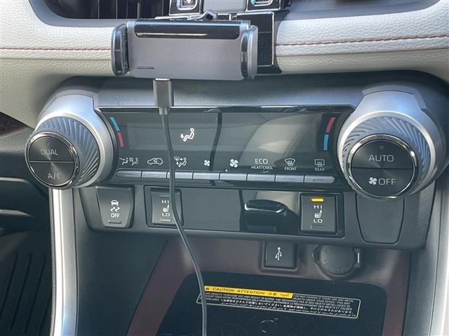 Toyota RAV4 2021 7360940-6