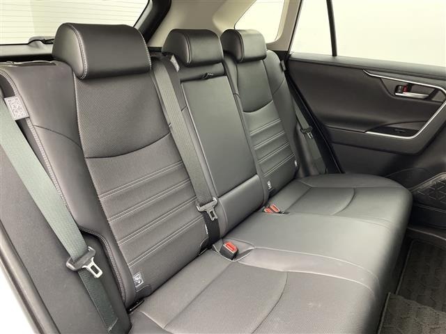 Toyota RAV4 2023 7360949-12