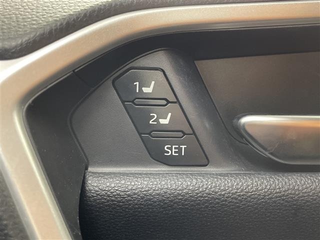 Toyota RAV4 2023 7360949-9