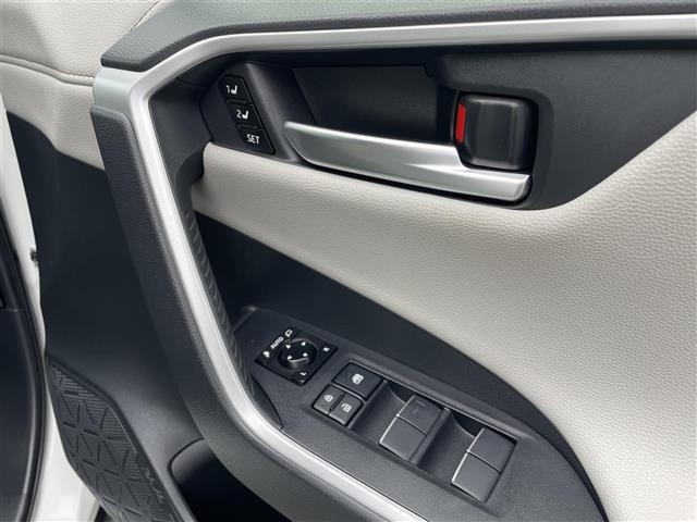 Toyota RAV4 2019 7360953-11