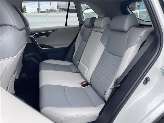 Toyota RAV4 2019 7360953-22