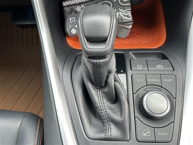 Toyota RAV4 2019 7360960-9