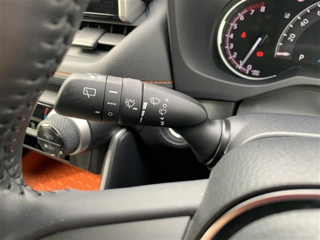 Toyota RAV4 2022 7360971-1