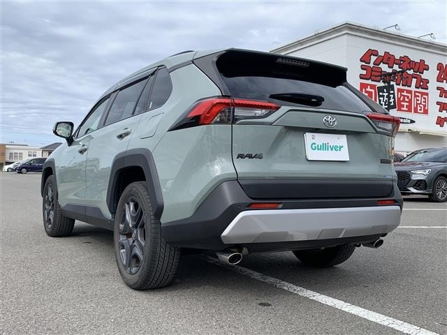 Toyota RAV4 2022 7360971-13