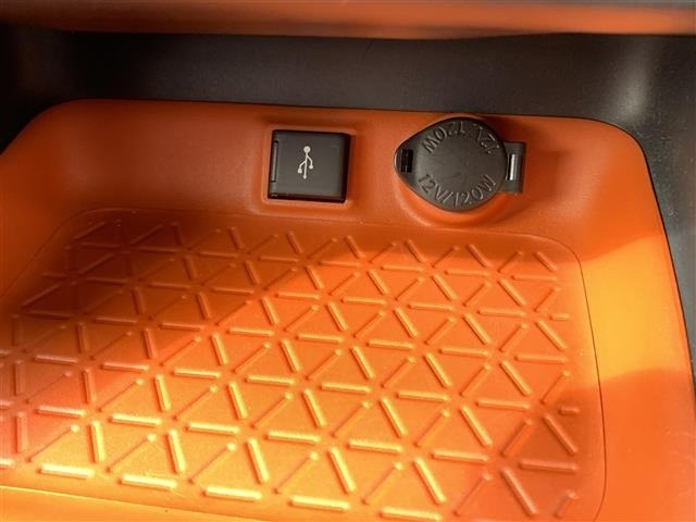 Toyota RAV4 2022 7360971-4
