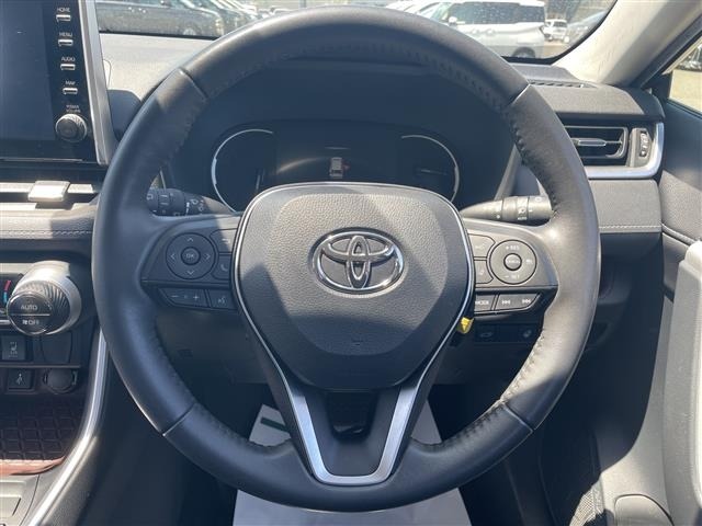 Toyota RAV4 2021 7360972-1