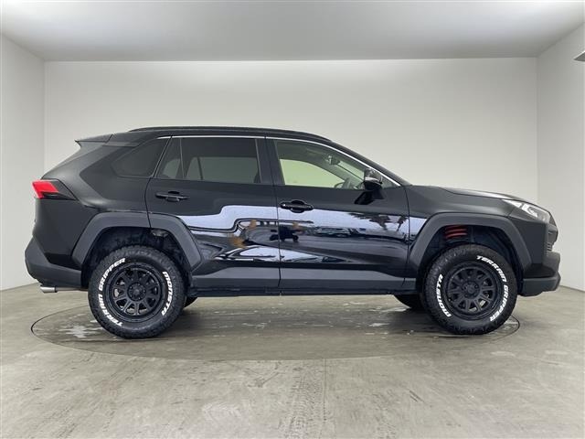 Toyota RAV4 2020 7360975-21