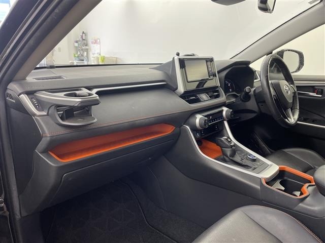 Toyota RAV4 2020 7360975-8