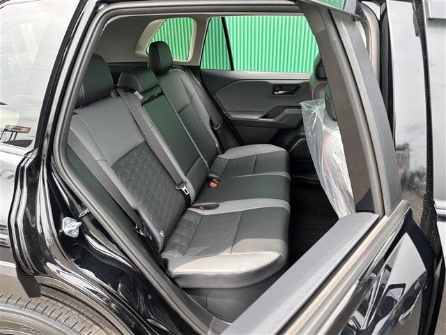 Toyota RAV4 2026 7360976-11