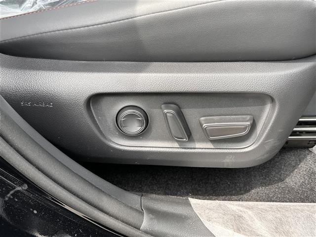 Toyota RAV4 2026 7360976-9
