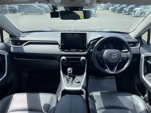 Toyota RAV4 2021 7360980-15
