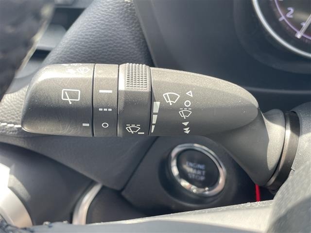 Toyota RAV4 2021 7360980-5