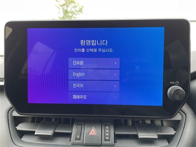 Toyota RAV4 2024 7360981-12
