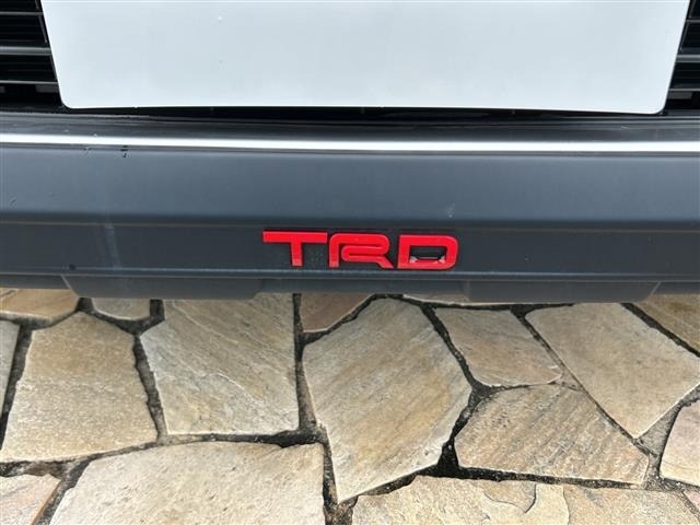 Toyota RAV4 2022 7360991-12