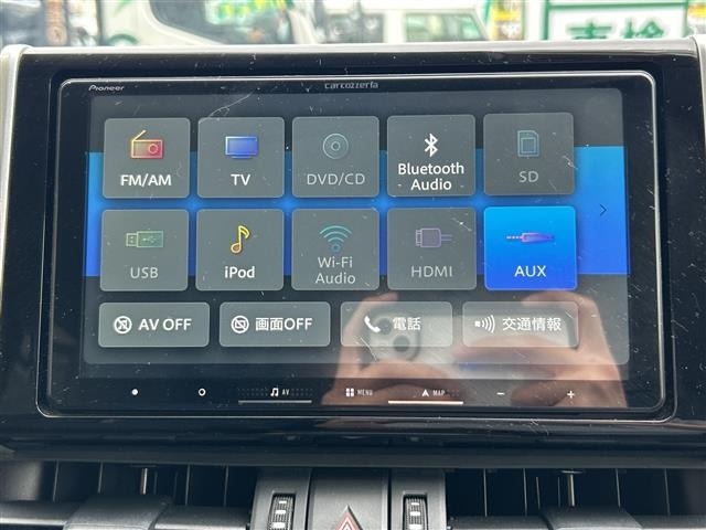 Toyota RAV4 2022 7360991-16