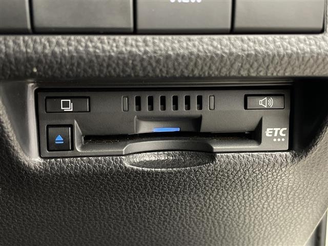 Toyota RAV4 2021 7360992-6