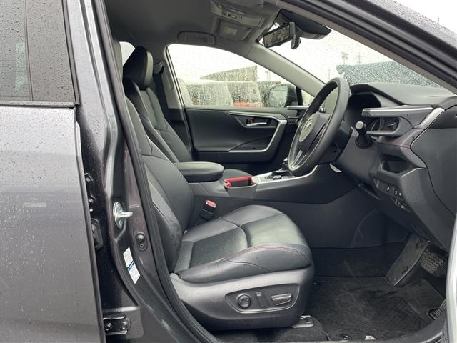 Toyota RAV4 2022 7361000-11