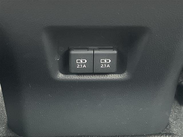 Toyota RAV4 2022 7361000-3
