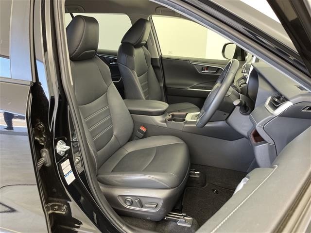 Toyota RAV4 2021 7361005-5