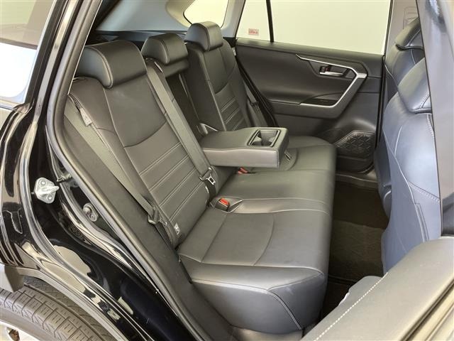 Toyota RAV4 2021 7361005-8