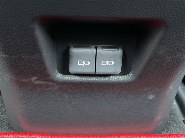Toyota RAV4 2023 7361012-1