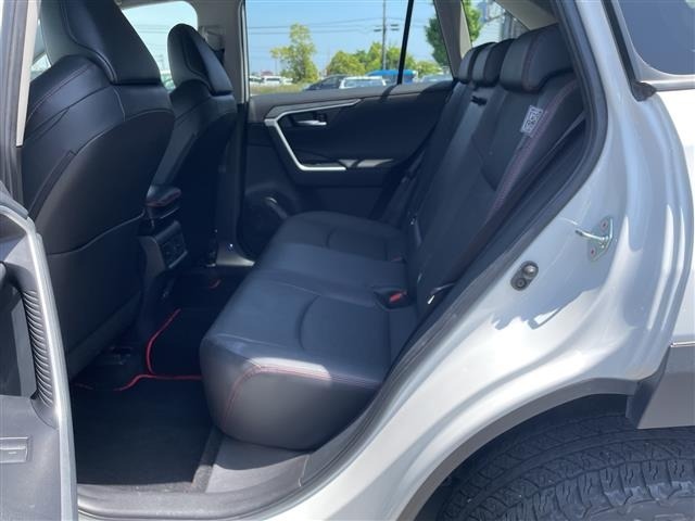Toyota RAV4 2023 7361012-22