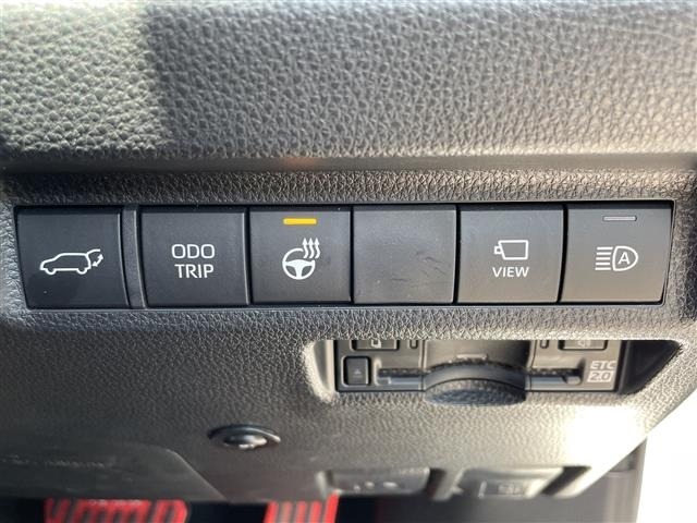 Toyota RAV4 2023 7361012-9