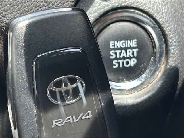 Toyota RAV4 2020 7361025-11