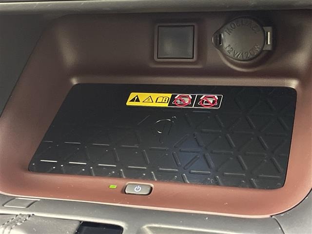 Toyota RAV4 2022 7361045-10