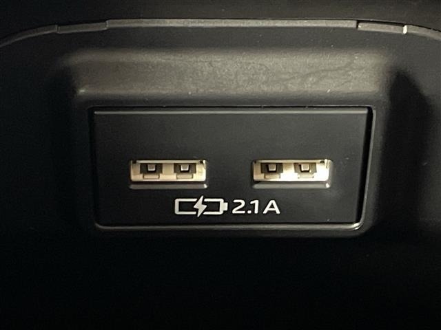 Toyota RAV4 2022 7361045-15