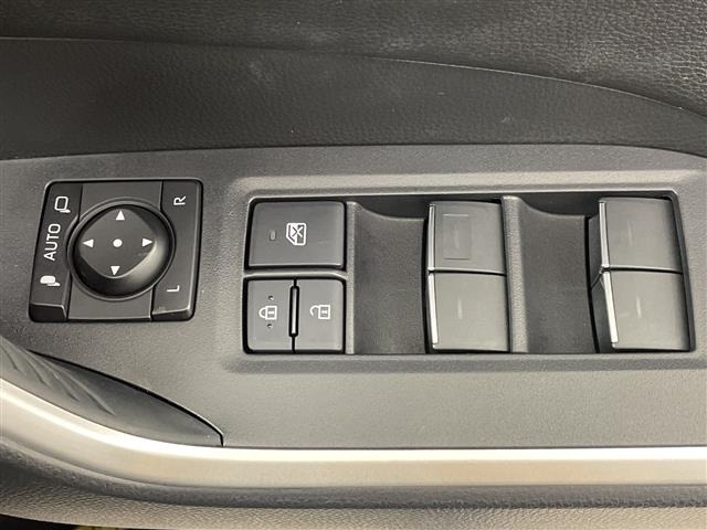 Toyota RAV4 2022 7361045-3