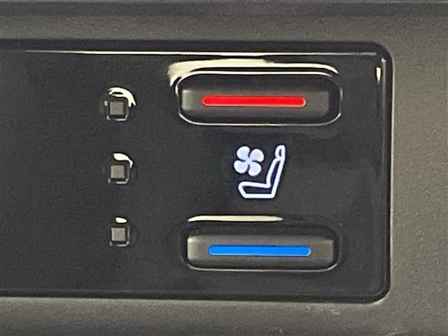 Toyota RAV4 2022 7361045-8