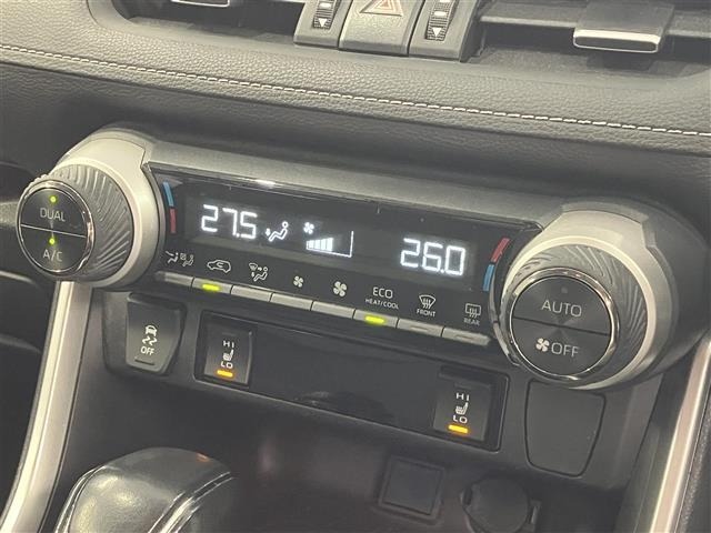 Toyota RAV4 2021 7361059-10