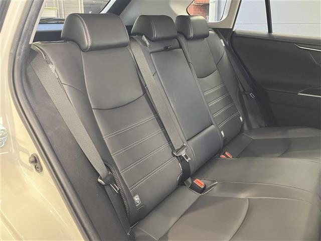 Toyota RAV4 2021 7361059-4