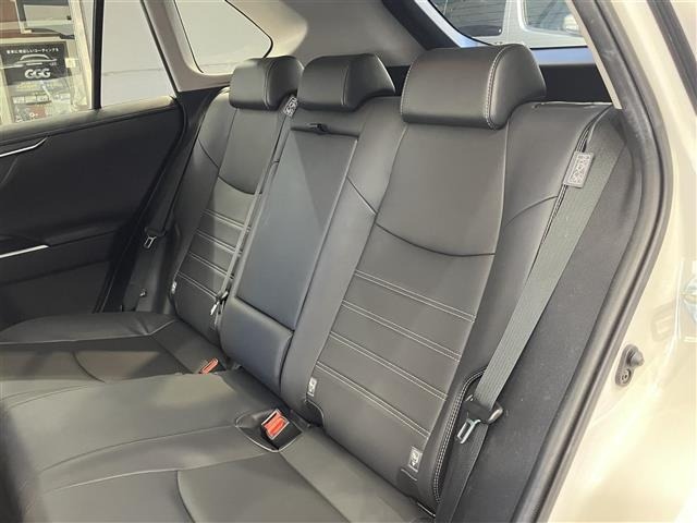 Toyota RAV4 2021 7361059-6
