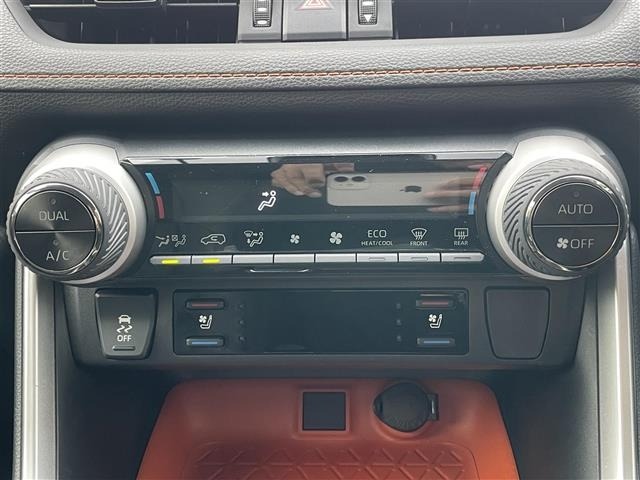 Toyota RAV4 2022 7361069-13